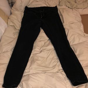 black skinny jeans